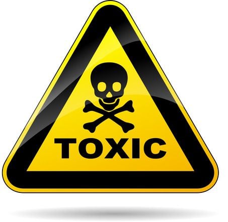 photodune-10017799-toxic-sign-xs-compressor