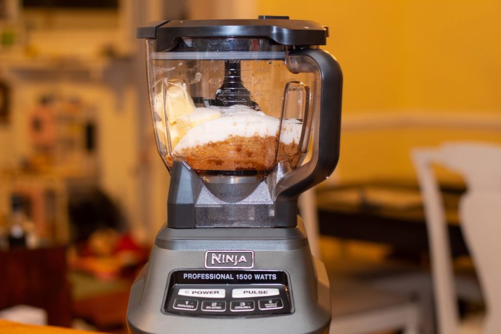 Review Ninja BL770 Mega Kitchen Blender System Smoothies Dough 1500W VERY  POWERFUL! 