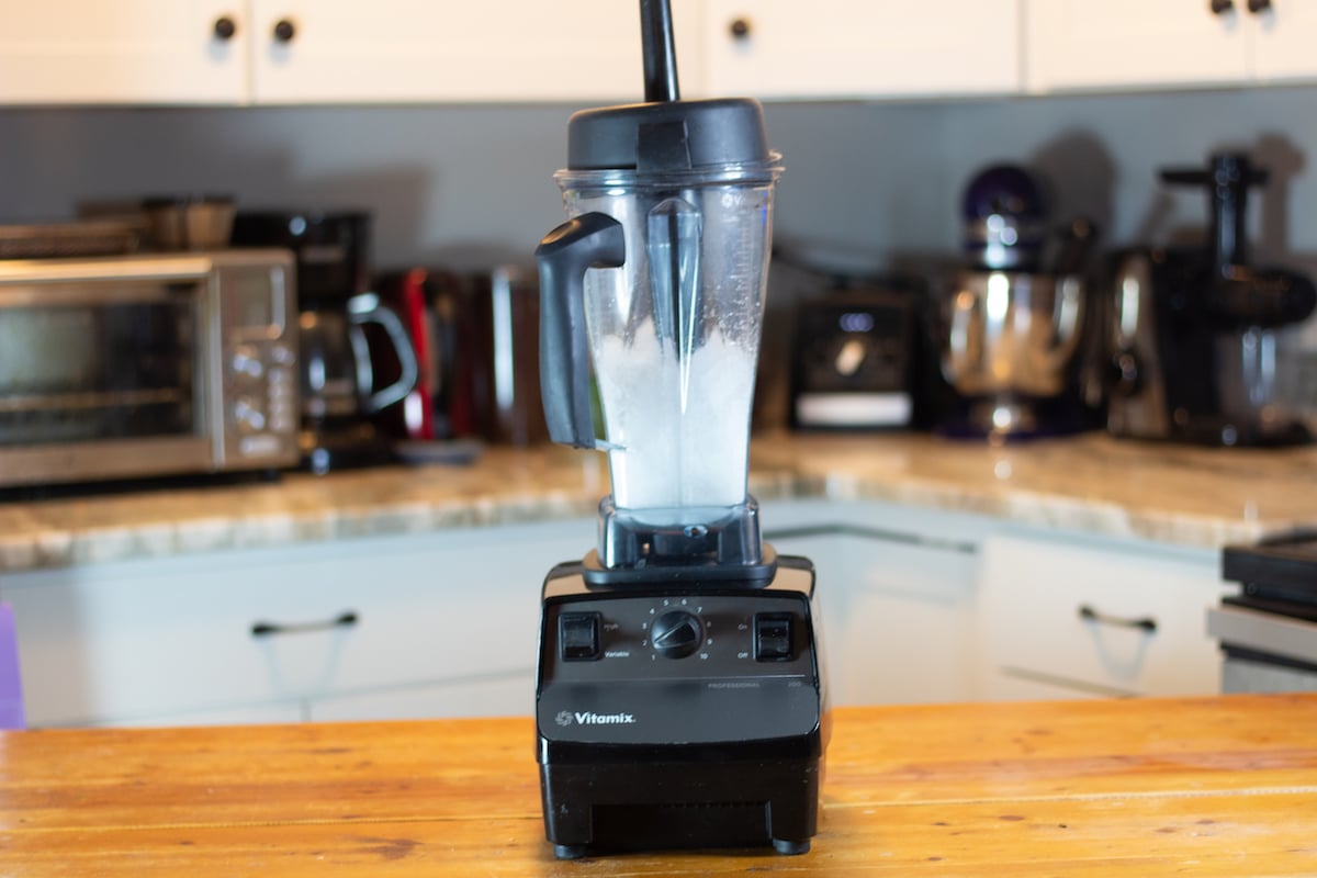 Vitamix 5200 Review [Why You Can Do Better For The Money]