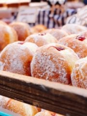 How To Keep Donuts Fresh [3 Ways]