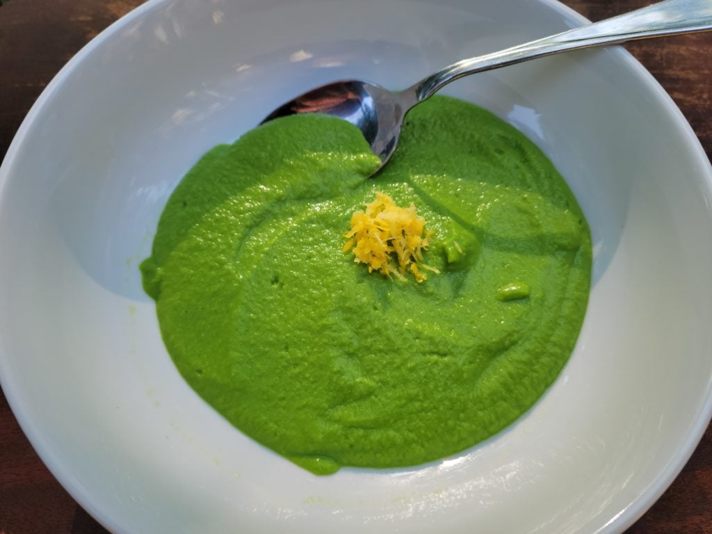 Pea puree made in the Nutribullet 900