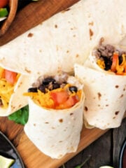 Taco vs Burrito: A Comparison with Infographic