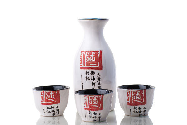 Sake drinking set