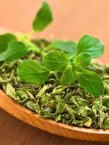 Oregano Substitute - 4 Recommended Options