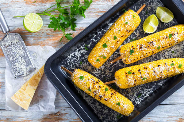 Roasted corn in a roasting tray