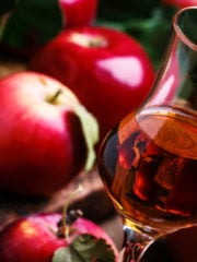 The 7 Best Apple Brandy Substitutes