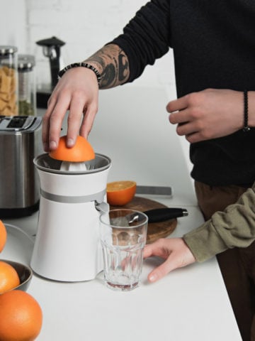 Hands Down The Best Affordable Juicer Right Now