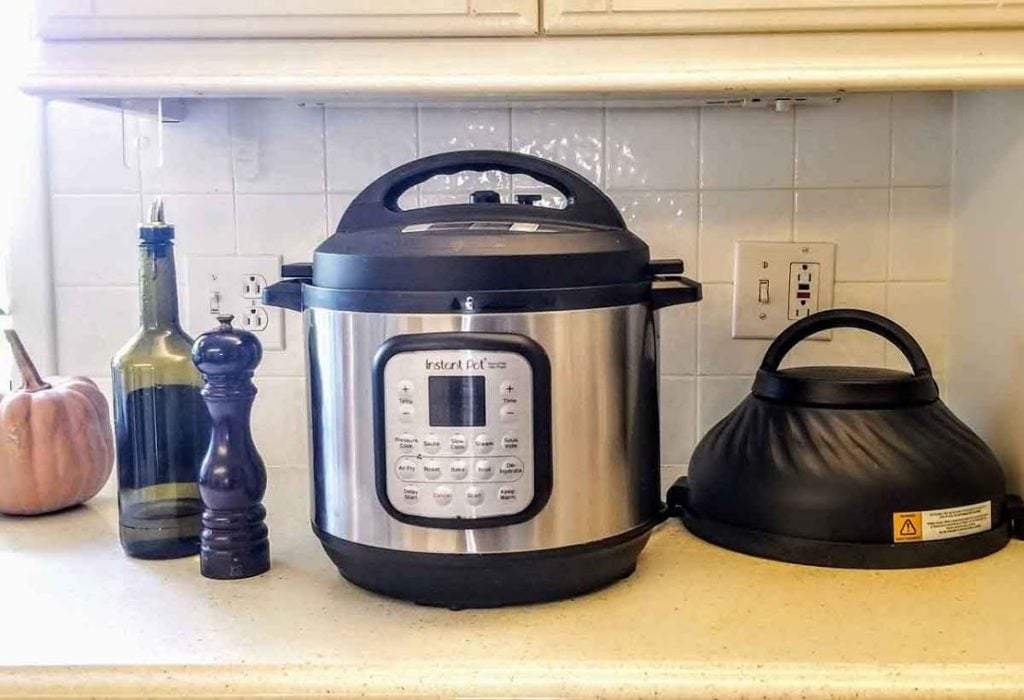 Can I use a ceramic coated inner pot when using the Air Fryer Lid of Instant  Pot Duo Crisp 11-in-1 Air Fryer and Electric Pressure Cooker Combo?