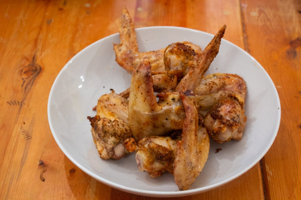 Finished Chicken Wings from the Nuwave Brio air fryer.