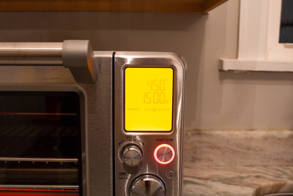 Breville Smart Oven Air Dials lit