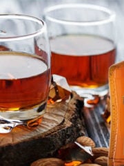 The 6 Best Almond Liqueur Substitutes
