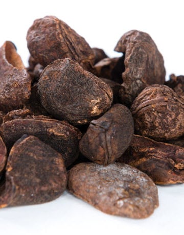 What Do Kola Nuts Taste Like?