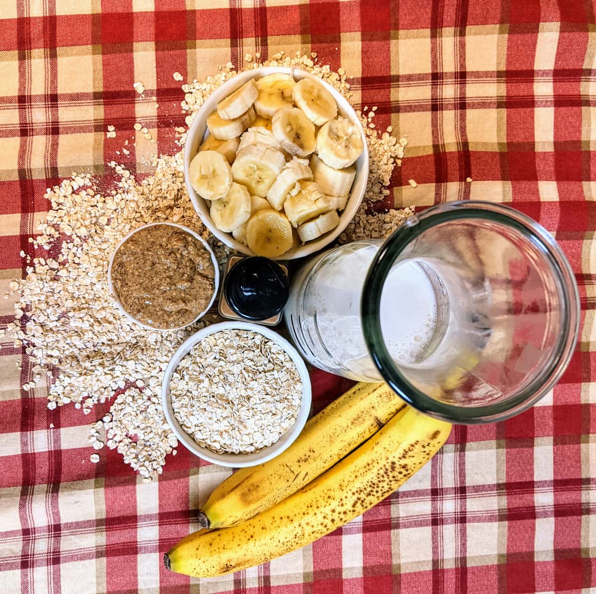 Ingredients for the Oatmeal Breakfast Smoothie Recipes