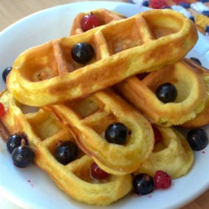 Keto cream cheese waffle sticks with berries