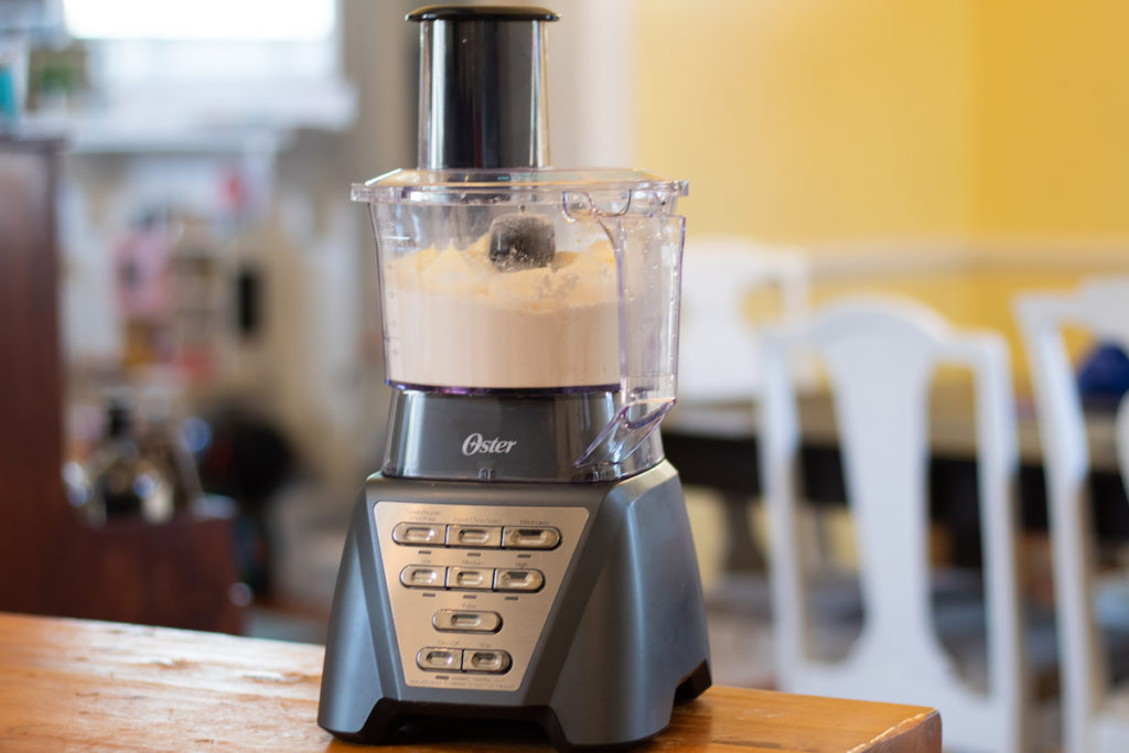 I Love it: Oster Pro 1200 Blender Food Processor Review