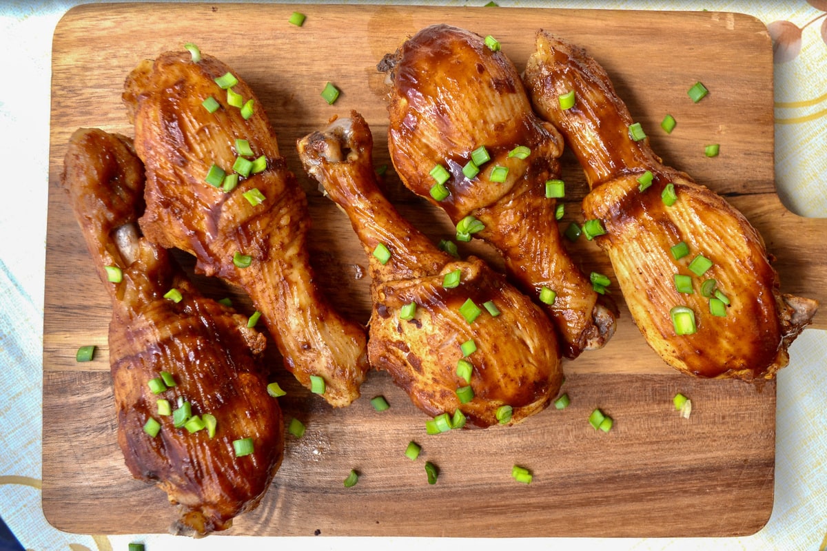 Instant pot bbq chicken legs with garnish