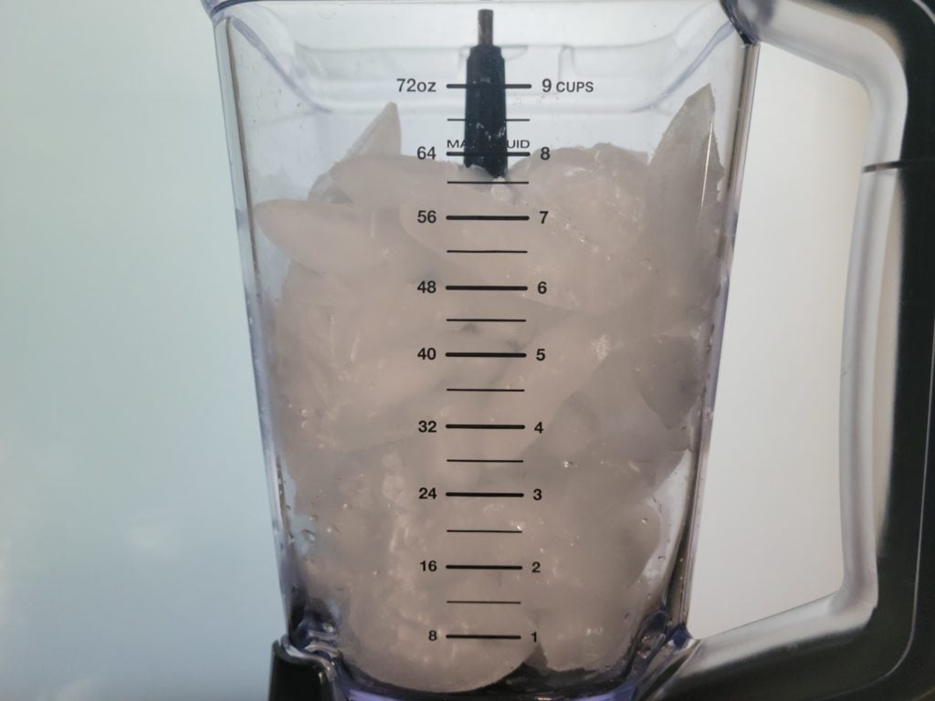 Ninja Bl610 pitcher filled almost to the top with ice cubes.