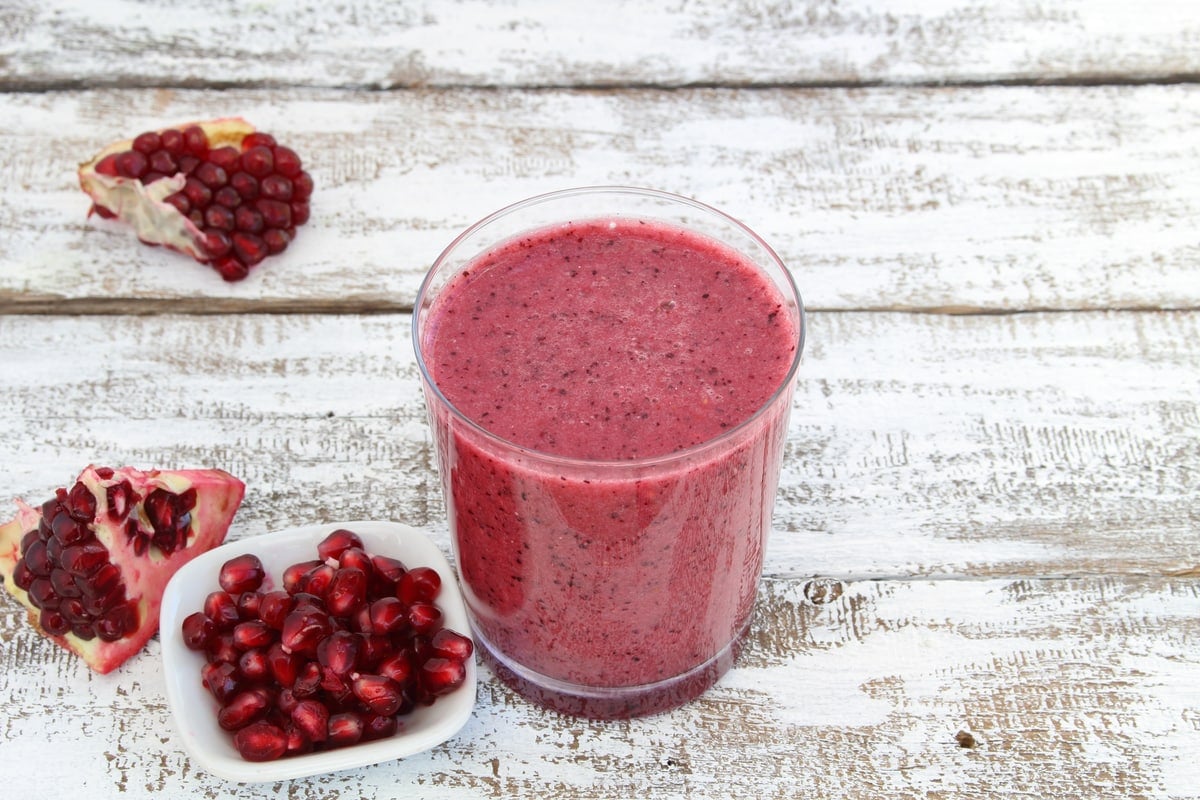 Ways Pomegranates are Consumed - Juicer, Blender