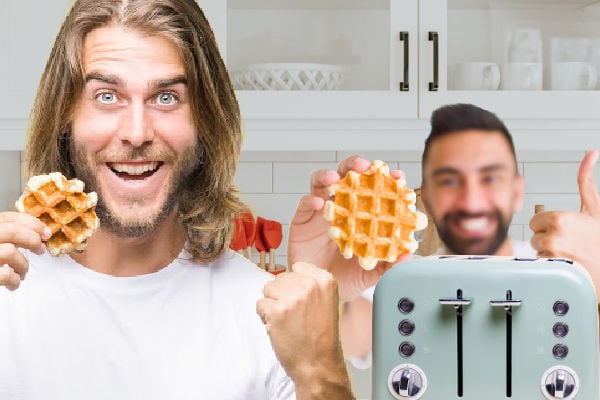 Eggos in toaster