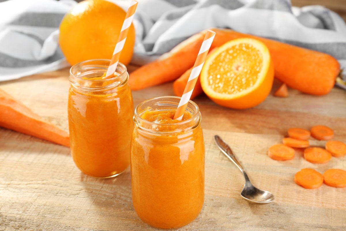 Orange and carrot smoothie