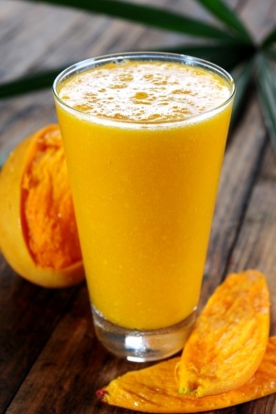 How much potassium does mango juice contain?