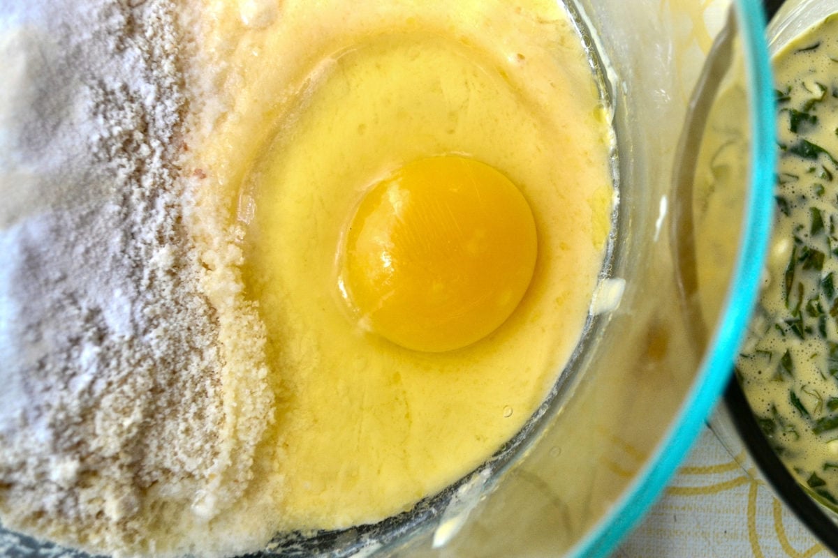 Keto Spinach and Cream Cheese Calzone Tastylicious