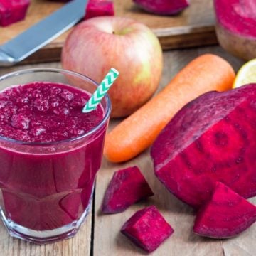 Healthy,Detox,Beetroot,,Carrot,,Apple,And,Lemon,Juice,Smoothie,In