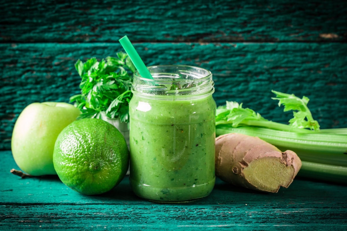 Kale, cucumber, lemon, and spinach juice