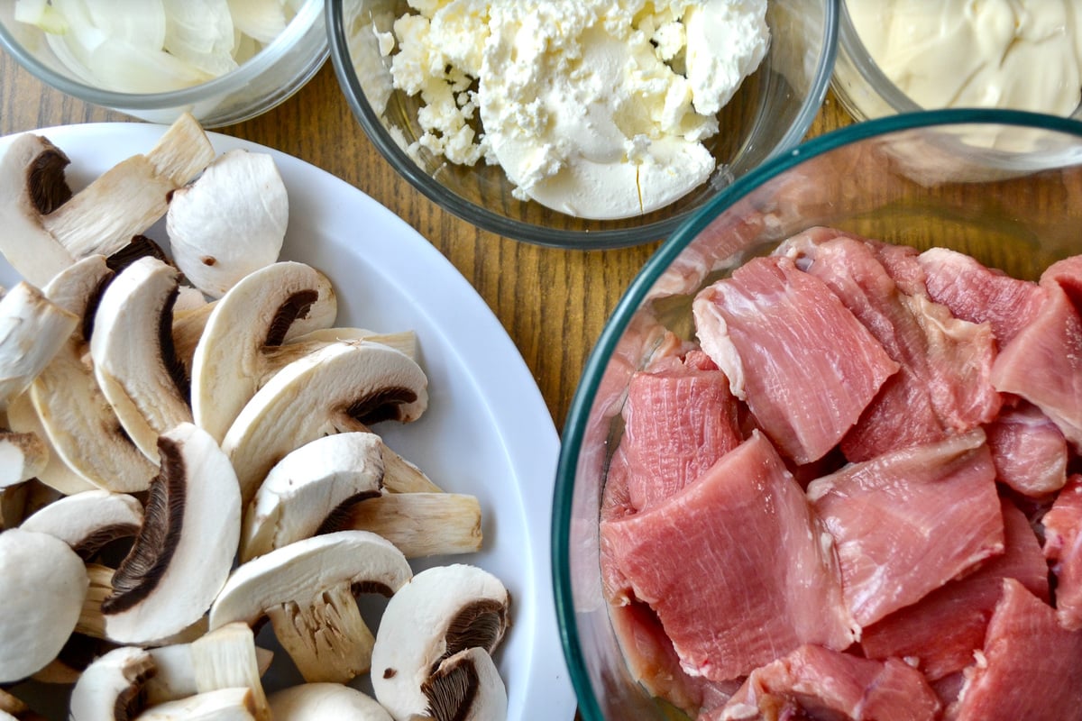 Keto Beef Stroganoff prep