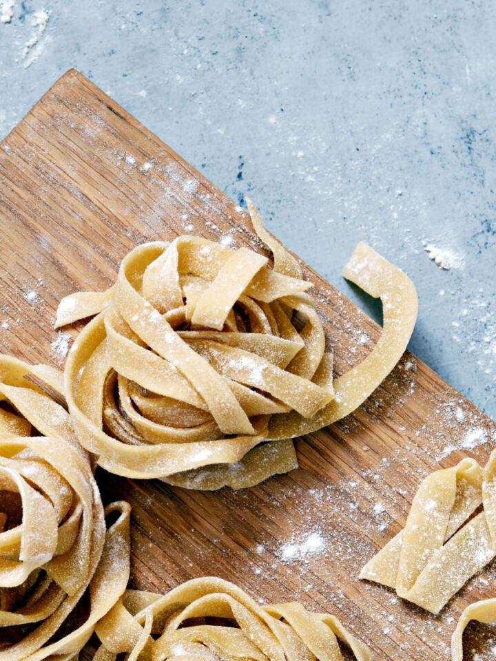 Fettuccine vs. Tagliatelle Tastylicious