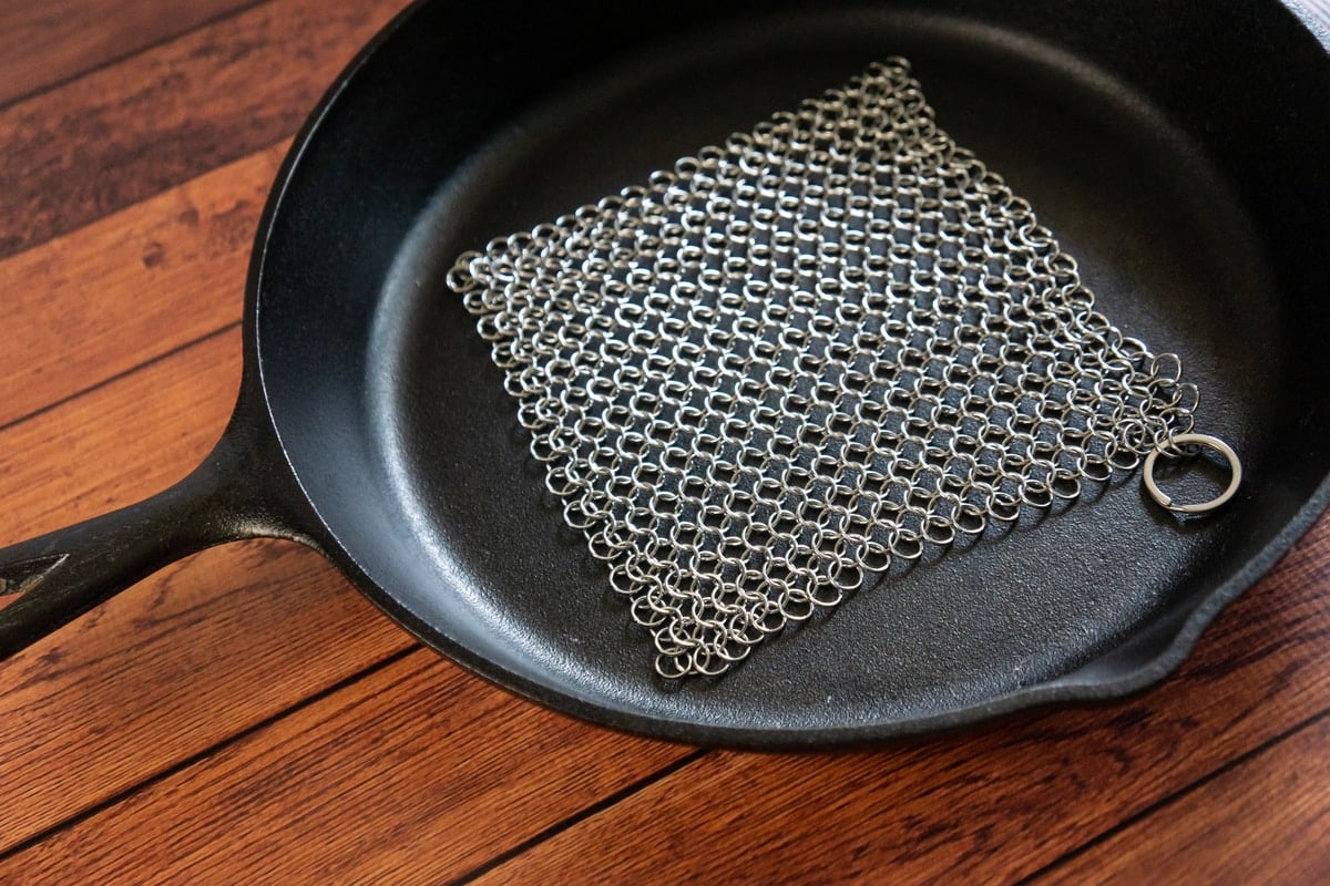 Cast Iron Chainmail Scrubber