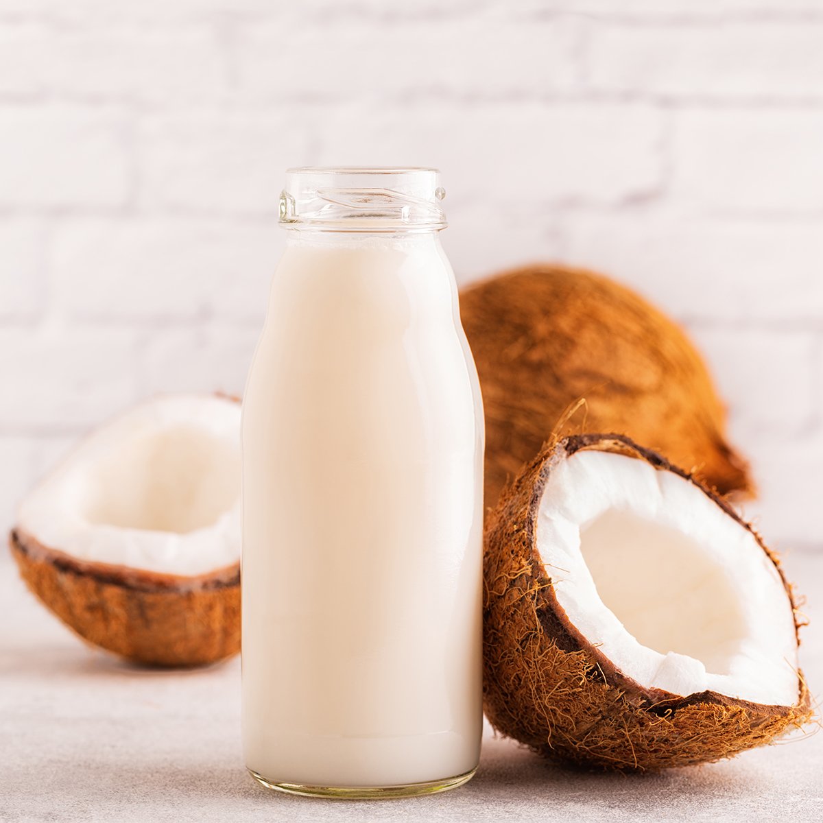 is-coconut-milk-acidic-tastylicious