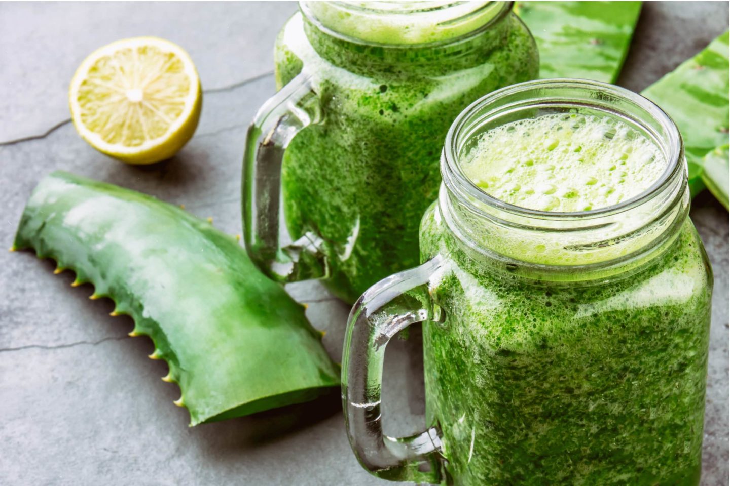 Aloe Vera Juice: Benefits, Nutrition, and Risks