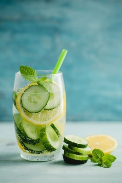 Water With Cucumber And Lemon