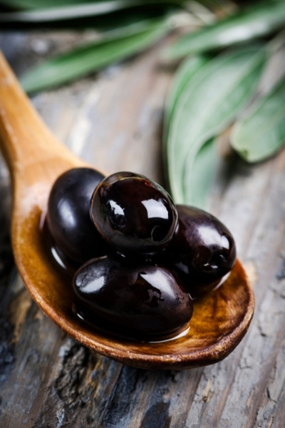 Are black olives high in potassium?