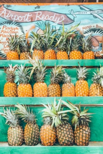 Should you eat pineapple on acid reflux?