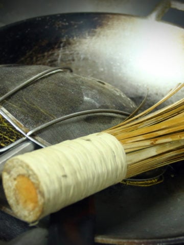 wok cleaning brush made of bamboo