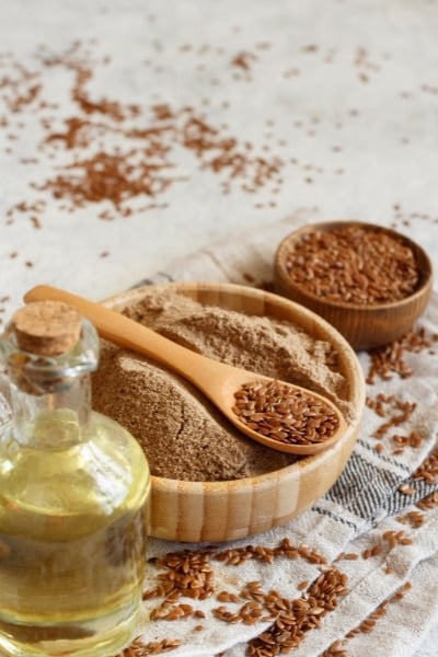 Flaxseed oil and flour