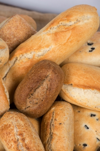 Is bread worse for you than bagels?