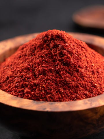 11 Best Paprika Substitutes in Cooking