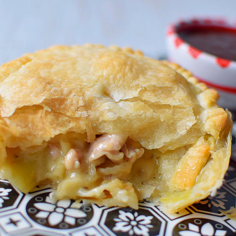 Chicken Mushroom And Leek Pie Recipe - Tastylicious