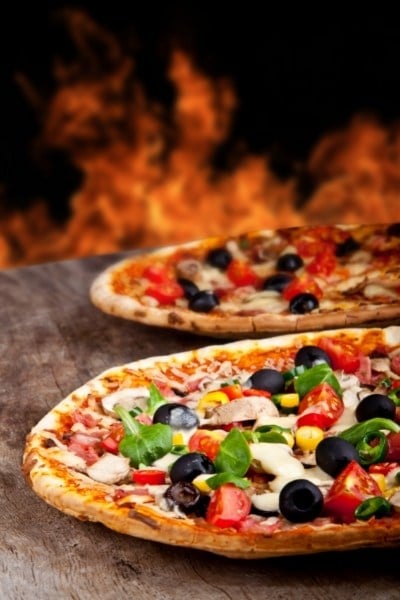 Should you eat pizza on acid reflux?