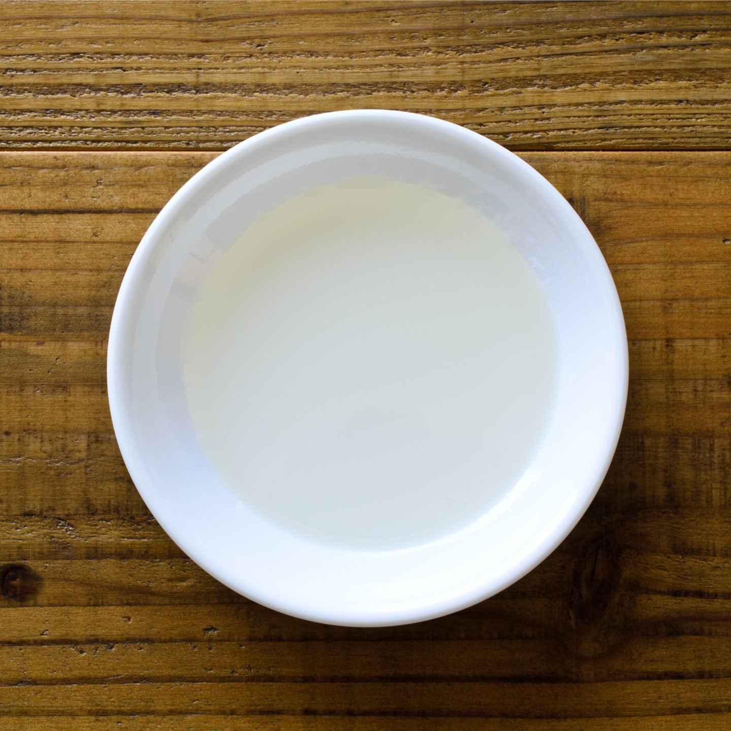 mirin in white bowl on table