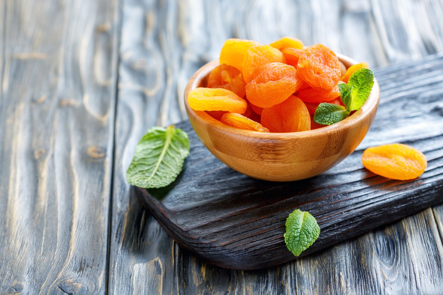 dried apricots as best currant substitute