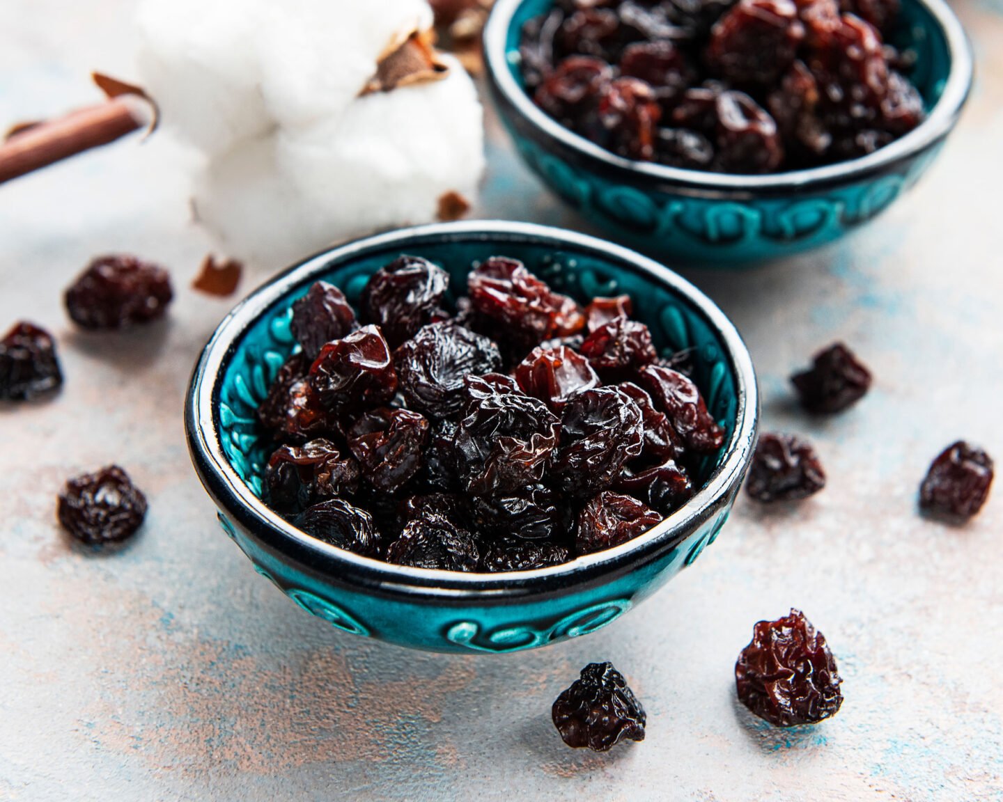 dried grapes or raisins