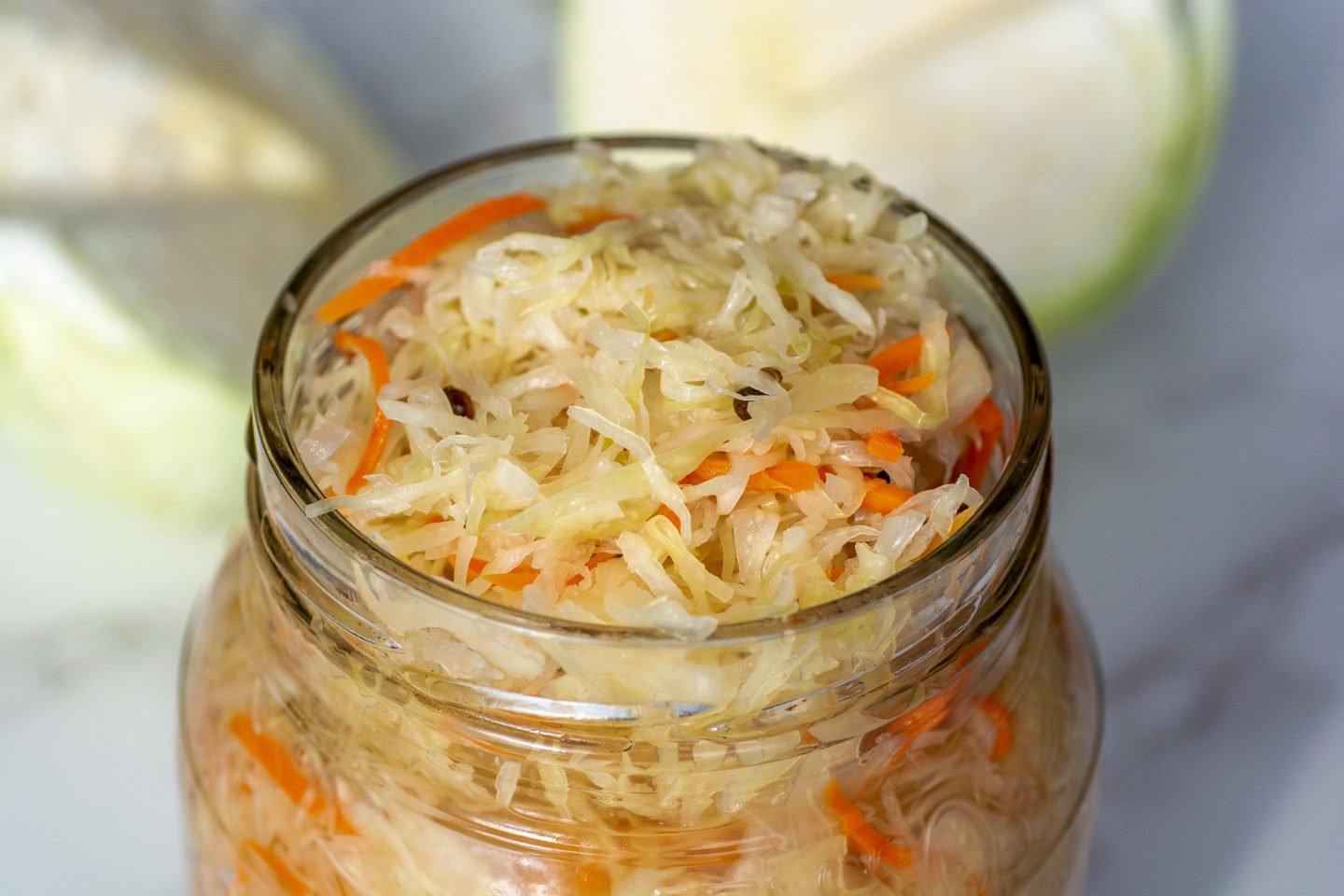 store keto sauerkraut in a glass jar