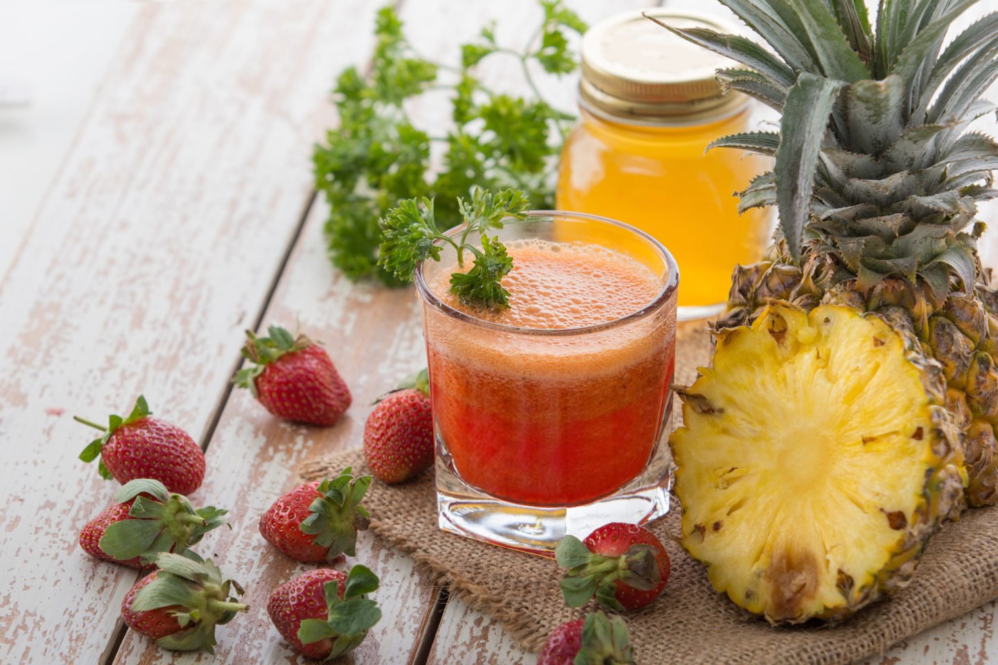 Vitamin C Pineapple Strawberry Smoothie