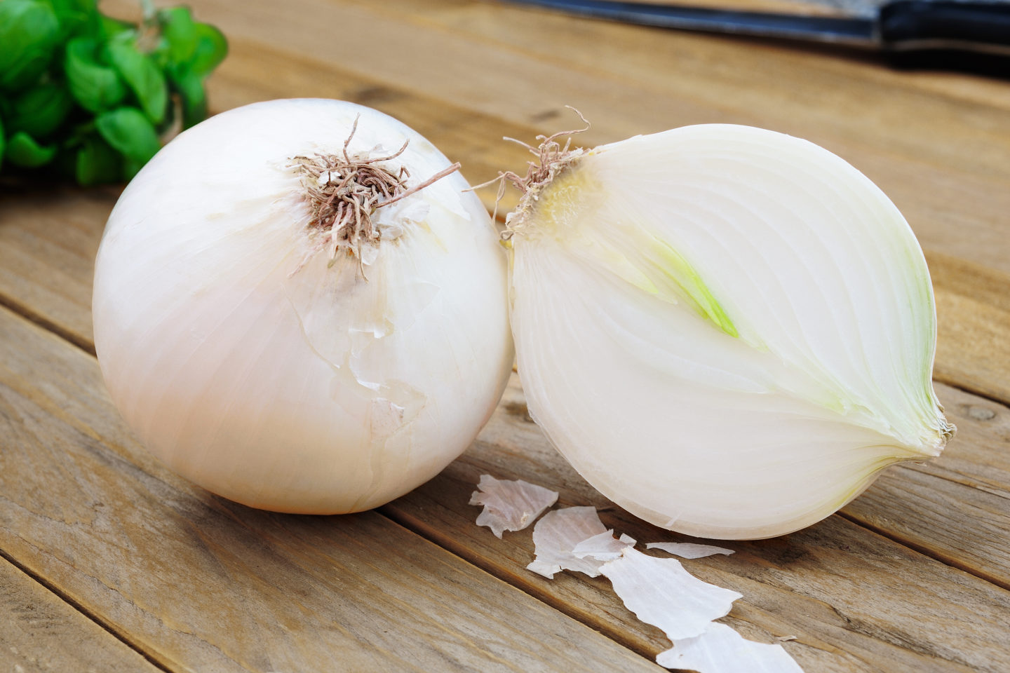 white onion as a green onion substitute