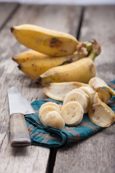 How much protein is in bananas?