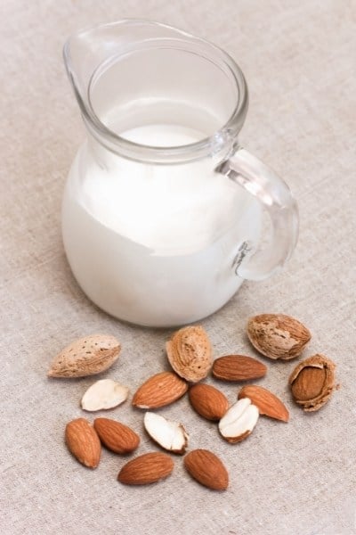 Is almond milk low in FODMAPs?